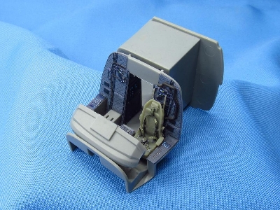 Bell-boeing Mv-22 Osprey - 3d-printed Interior Seats And Decals (For Hobby Boss Kits) - image 5