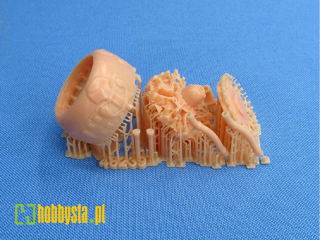 Gloster Gladiator - Cowling And Engine 3d-printed  (For I Love Kit, Merit And Roden Kits)) - image 1