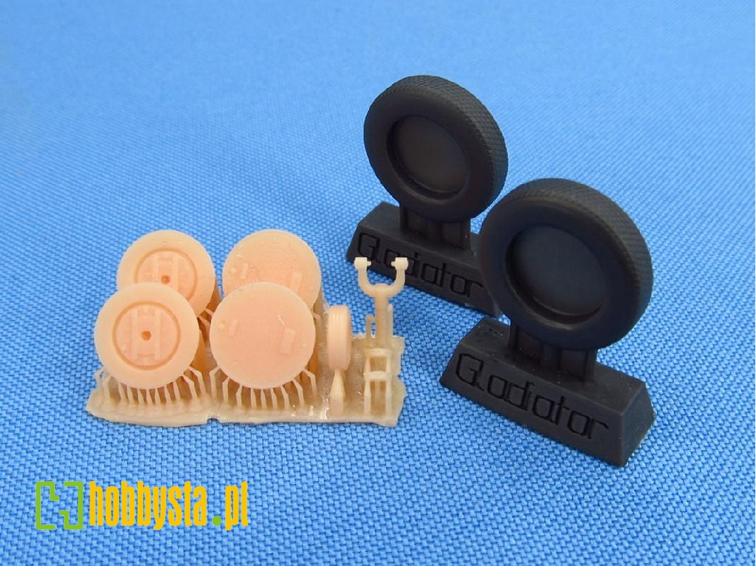 Gloster Gladiator - Wheels 3d-printed (For I Love Kit, Merit And Roden Kits) - image 1 Gloster Gladiator - Wheels 3d-printed (For I Love Kit, Merit And Roden Kits) - image 1