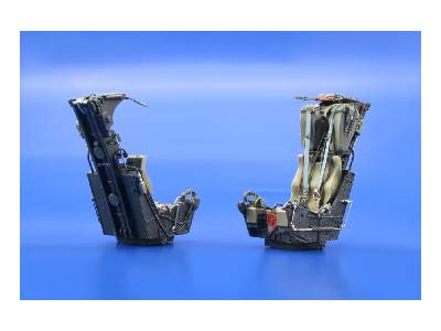 F-4C/ D/E/ F/G seat 1/48 - Hasegawa - image 12