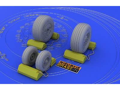 F-4J/ S wheels 1/48 - Hasegawa - image 3