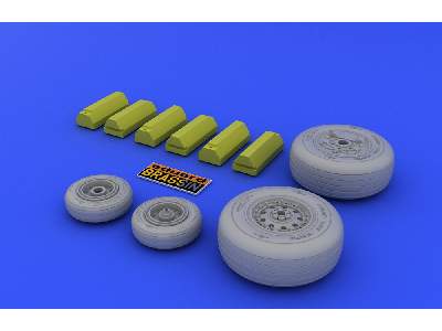 F-4J/ S wheels 1/48 - Hasegawa - image 4