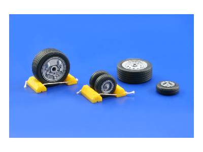 F-4J/ S wheels 1/48 - Hasegawa - image 15