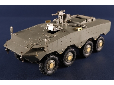 Idf Eitan Wheeled Apc - image 10