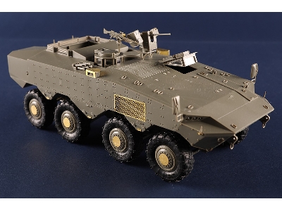 Idf Eitan Wheeled Apc - image 11