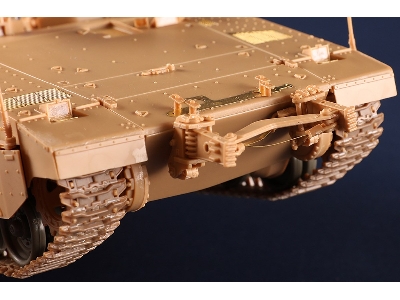 I.D.F. Namer-1 Ifv - image 11