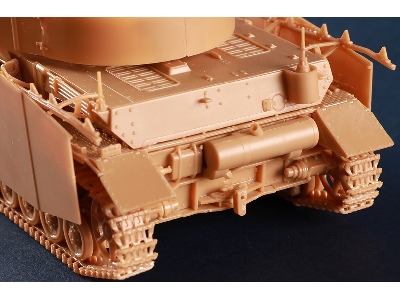 German Pz.Kpfw. Iv Ausf.J Medium Tank - image 13
