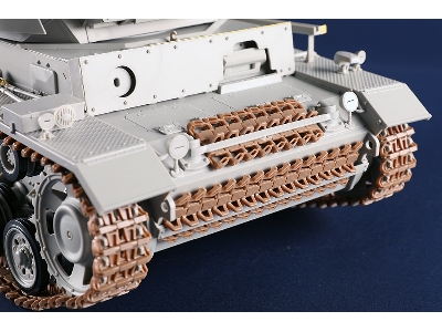 Pz.Kpfw.Iii Ausf.J - image 8