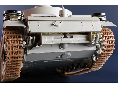 Pz.Kpfw.Iii Ausf.J - image 10