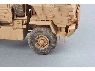 M1078 LMTV (armor cab) - image 7