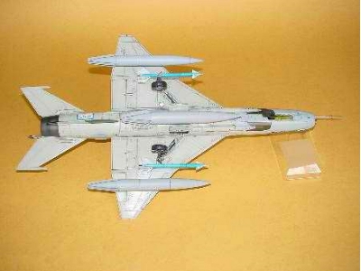 Chinese Jet Fighter F-7mg - image 2