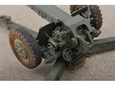 Soviet D-30 122mm Howitzer - Late Version - image 3