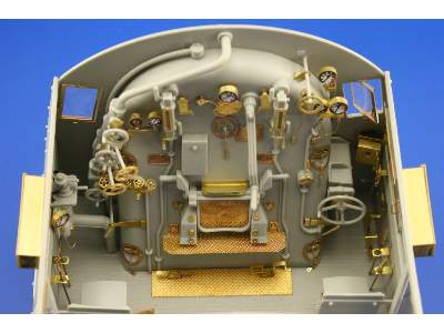 BR 52 w/ Steifrahmentender interior 1/35 - Trumpeter - image 11