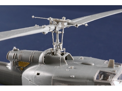 Bell Uh-1 B Huey - image 11