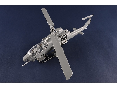 Ah-1 W Super Cobra - image 12