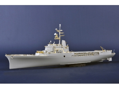French Navy Helicopter Cruiser Jeanne D'arc (2008) - image 5