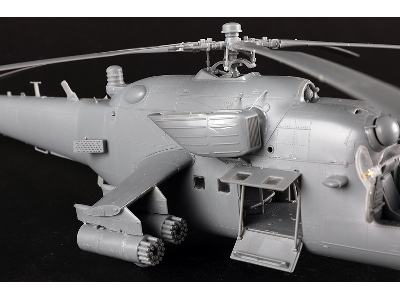 Mi-35m Hind-e - image 10