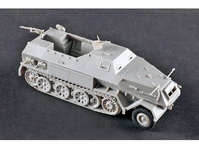 Sd.Kfz.8 Gepanzerte 12t - image 6