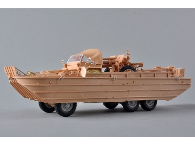 Gmc Dukw-353 With 105mm Howitzer - image 12