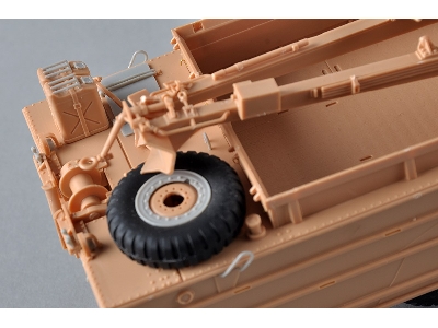 Gmc Dukw-353 With 105mm Howitzer - image 15