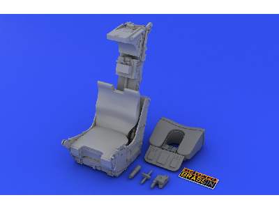 F-4C/ D/E/ F/G seat 1/32 - Tamiya - image 6