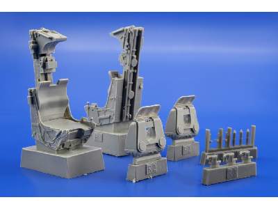 F-4C/ D/E/ F/G seat 1/32 - Tamiya - image 11