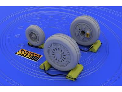 F-16 early wheels 1/48 - Kinetic - image 1