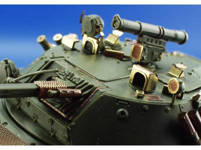BMP-2 1/35 - Zvezda - image 4