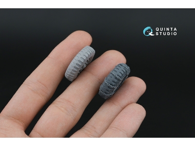 Dodge Wc Family - 3-d Printed Tyre Set With Chains (For Zvezda Kits) - image 7