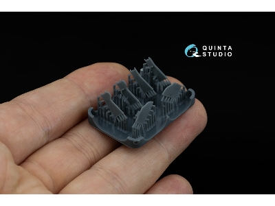 Yakovlev Yak-1 - 3d-printed Undercarriage Covers (For Zvezda Kits) - image 3
