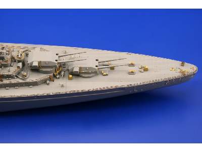 Bismarck 1/350 - Revell - image 10