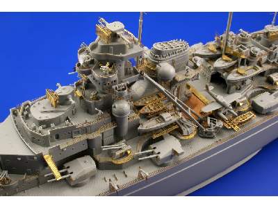 Bismarck 1/350 - Revell - image 14