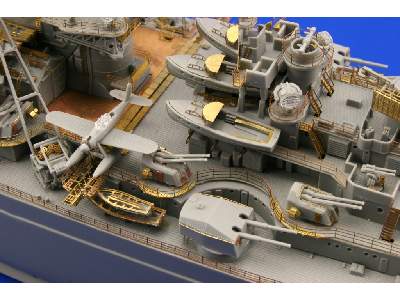 Bismarck 1/350 - Revell - image 16