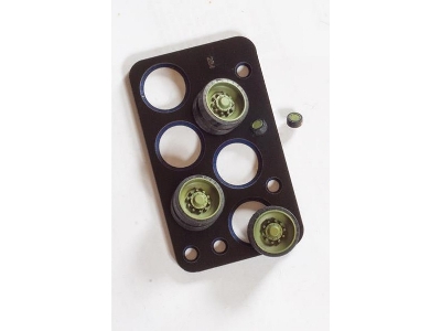 T-80 Wheels Paint Mask (For Rfm) - image 2