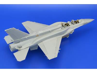 F-16I SUFA S. A. 1/48 - Kinetic - image 4
