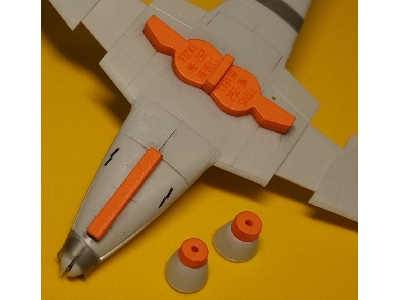 Messerschmitt Me-262 - Wheel Bay Plugs (For Revell Kits - image 2