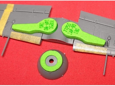 Iar-80 / Iar-81 - Wheel Bay Plugs (For Ibg Kits) - image 2