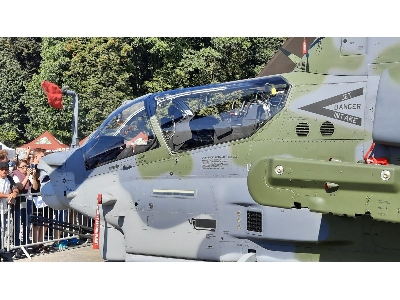 Ah-1z Viper, Czech Air Force - image 12