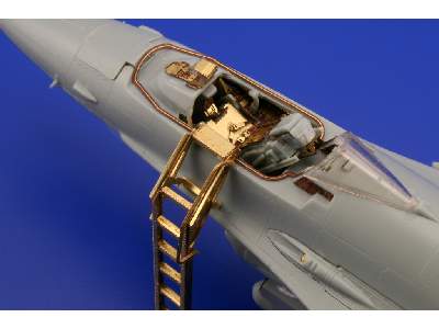 F-16CJ S. A. 1/72 - Academy Minicraft - image 3