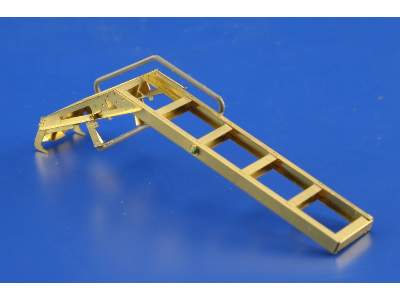 F-16 ladder 1/32 - image 4