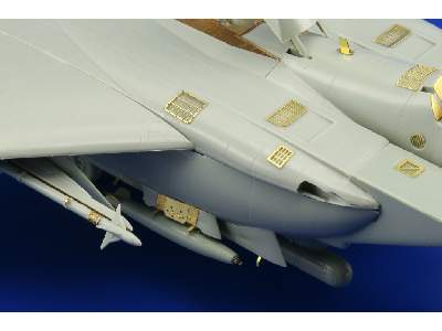 F-15E exterior 1/48 - Academy Minicraft - image 9