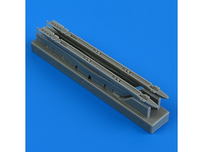 Sepecat Jaguar Gr.1/Gr.1a - Upper Pylons With Adapters Airfix - image 1