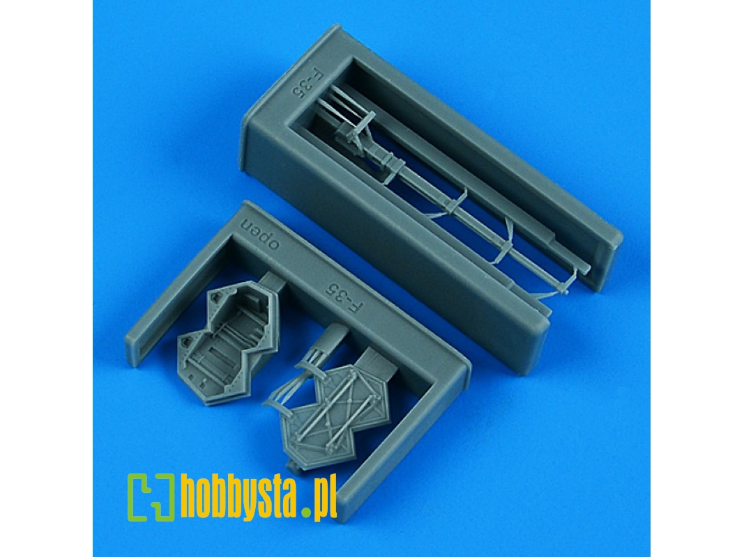 Lockheed Martin F-35 A/B/C Lightning Ii - Ladder Opened Tamiya - image 1 Lockheed Martin F-35 A/B/C Lightning Ii - Ladder Opened Tamiya - image 1