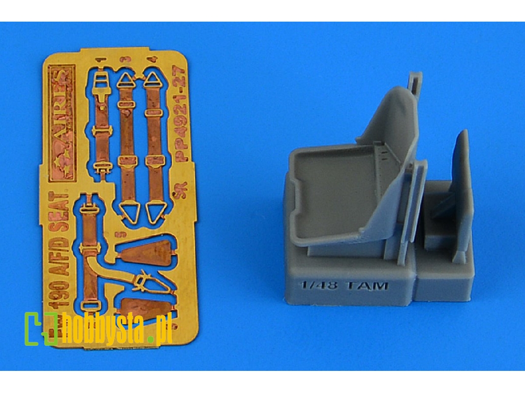 Focke Wulf Fw-190 A/F/D - Seat Tamiya - image 1 Focke Wulf Fw-190 A/F/D - Seat Tamiya - image 1