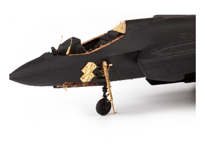 F-35A 1/72 - REVELL - image 7