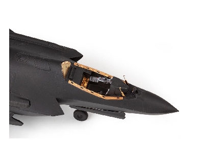 F-35A 1/72 - REVELL - image 11