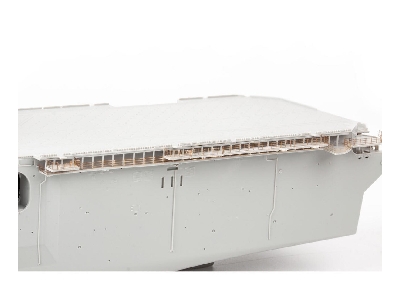 USS Wasp LHD-1 PART 2 1/350 - TRUMPETER - image 10