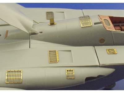 F-15C exterior 1/48 - Academy Minicraft - image 7