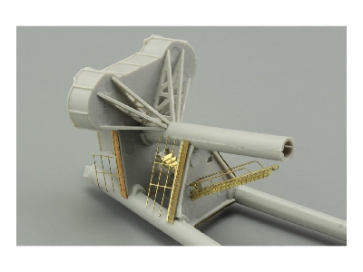 USS ARIZONA - PART I.  1/200 - Trumpeter - image 38