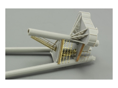 USS ARIZONA - PART I.  1/200 - Trumpeter - image 39
